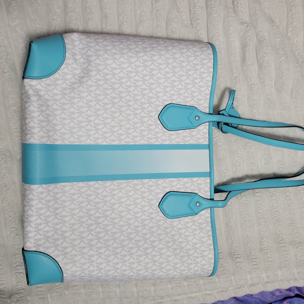 Michael Kors White and Blue Tote Bag - Picture 2 of 4